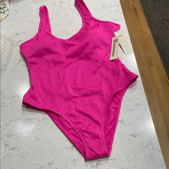 No Boundaries Swimsuit💕 - Picture 1 of 9